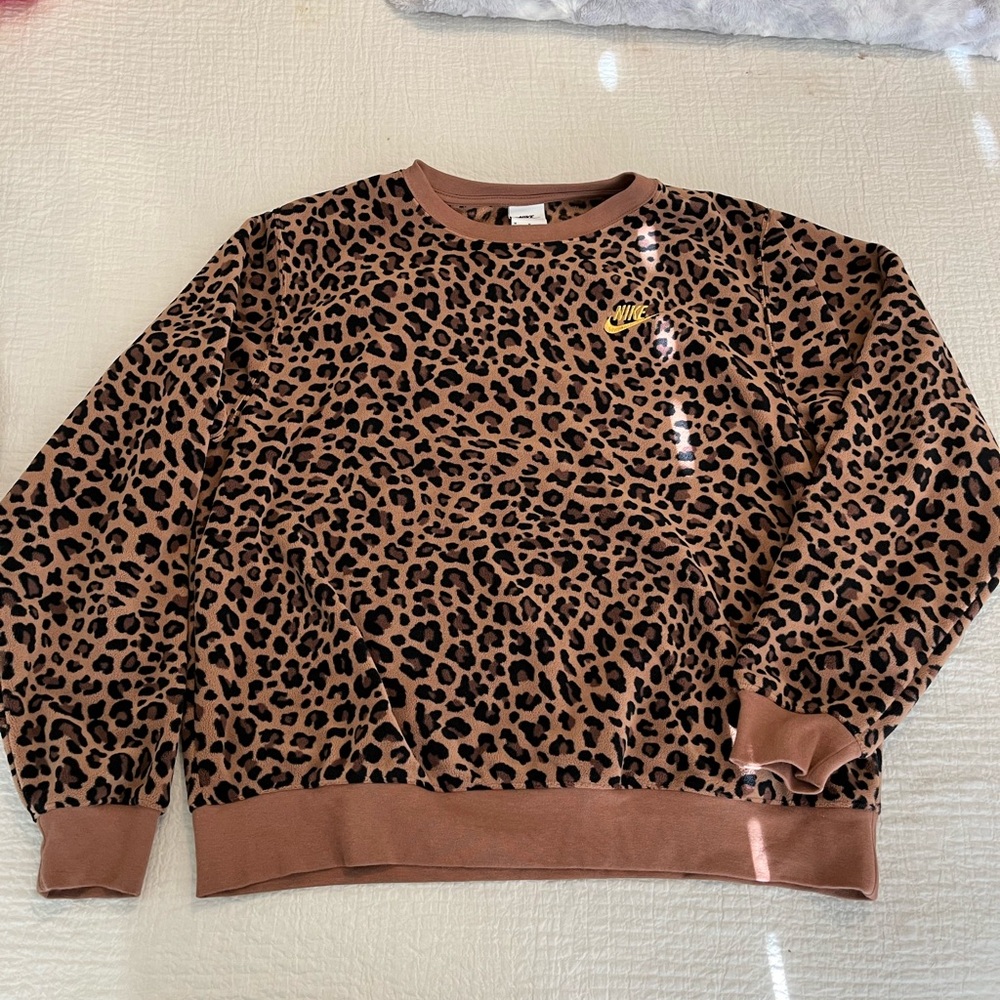 Nike Sweatshirt (Leopard print)